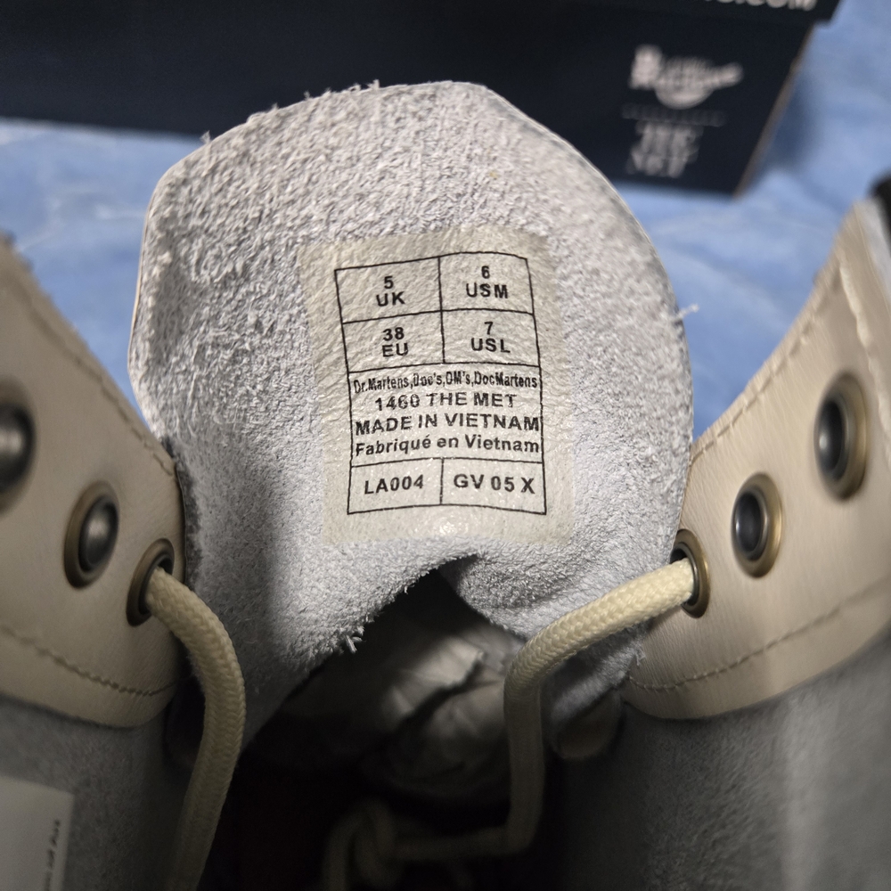 Dr. Martens Women's Blue and Cream Boots - Picture 8 of 8